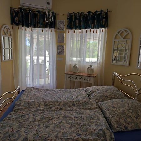 Montroy Chateau Angeliqueヴィラ エクステリア 写真